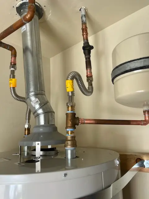 Water heater installation and plumbing repair in Woodsburgh
